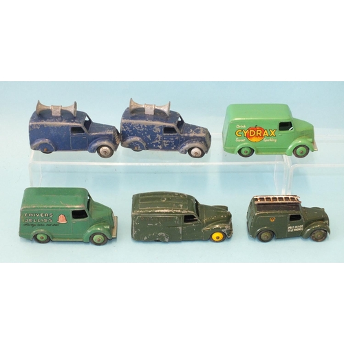 439 - Dinky Toys, Trojan Vans: 452 