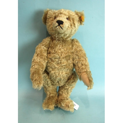 460 - Steiff, a modern Steiff Classic jointed growler teddy bear, no.000751, with fabric labels to ear, 39... 