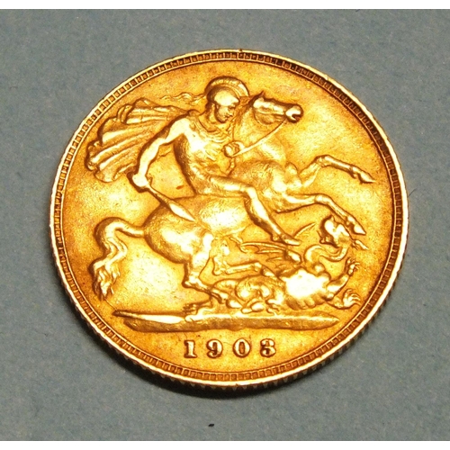 357 - A 1903 half-sovereign.