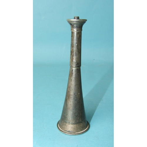 493 - A Victorian novelty silver table lighter in the form of a hunting horn, the lower part coppered, (wo... 