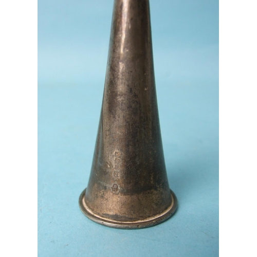 493 - A Victorian novelty silver table lighter in the form of a hunting horn, the lower part coppered, (wo... 