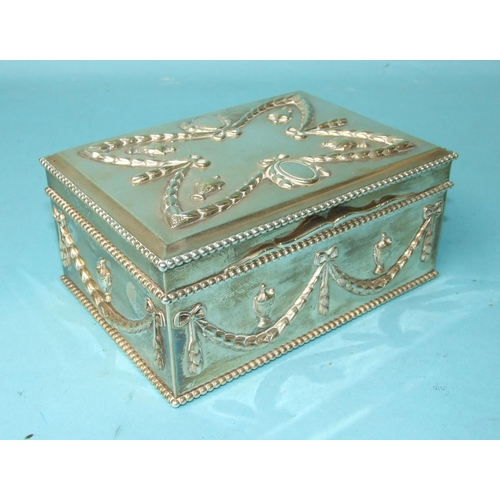 497 - A good-quality rectangular silver cigarette or jewellery box decorated in the classical style with r... 