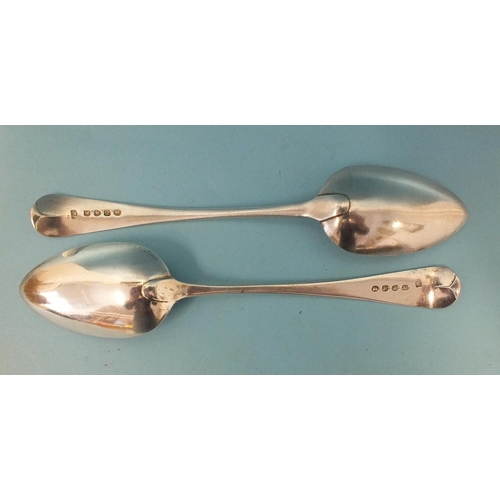 551 - A pair of George III Old English pattern tablespoons, maker JW, London 1802, ___4oz.... 