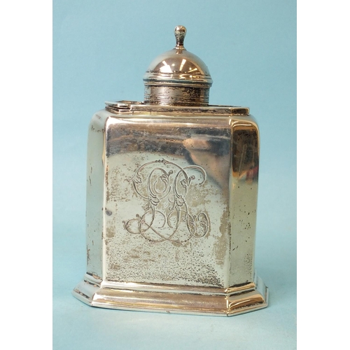 565 - A silver tea caddy by George Unite, of rectangular form with canted corners, the sliding top with re... 