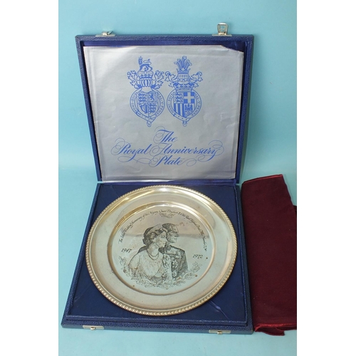 568 - A John Pinches sterling silver shallow dish, 'The Royal Anniversary Plate', 25cm diameter, in origin... 