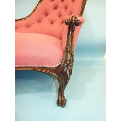 71 - A good-quality Victorian rosewood-framed single-ended settee, the buttoned low back and serpentine s... 