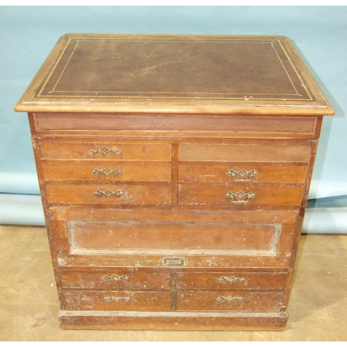 100 - A late-19th/early-20th century mahogany Reeves and Son Ltd artist's materials cabinet, the hinged to... 