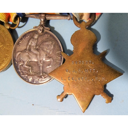 373 - A WWI group of five medals awarded to 347577 Walter James Simon Kitt RN: 1914-15 Star, British War a... 