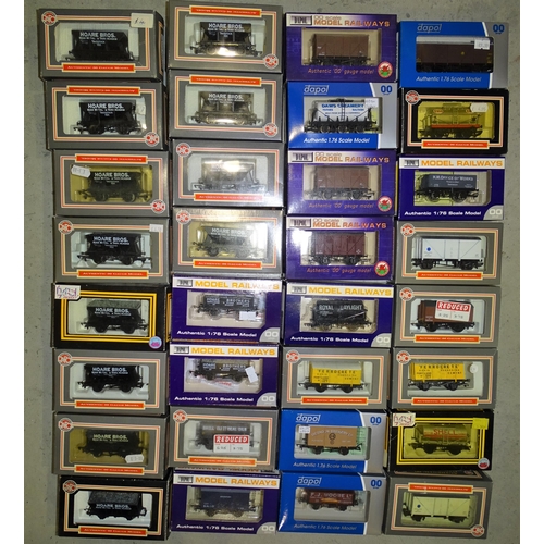 456 - Dapol OO gauge, 32 various boxed wagons and tankers, (32).