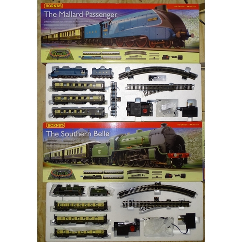 475 - Hornby OO gauge, R1118 The Southern Belle and R1103 The Mallard Passenger, both boxed, (near complet... 