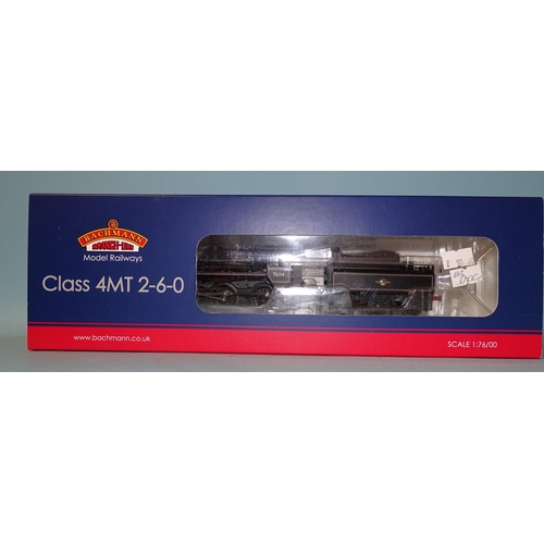 553 - Bachmann OO gauge, 32-952Z BR 2-6-0 Standard Class 4MT locomotive RN 76114, boxed, 8 DCC.... 