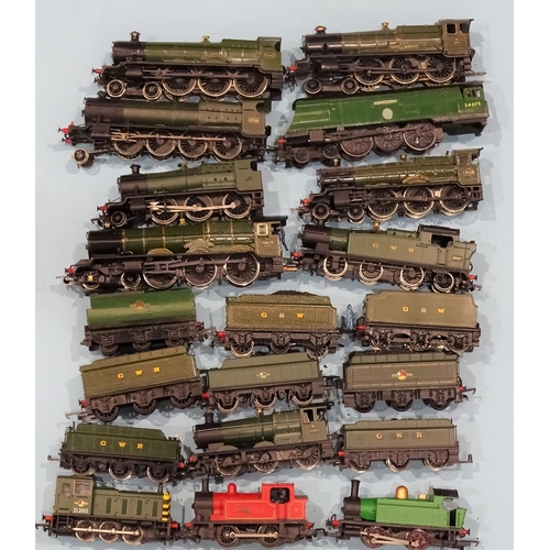 592 - OO gauge, twelve various plastic-bodied locomotives, kit-built or modified, (unboxed), (12).... 