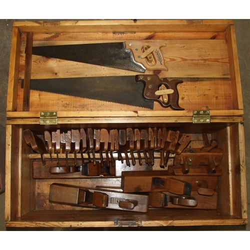 715 - A composed collection of woodworking planes and other woodworking tools, including twenty-one mouldi... 