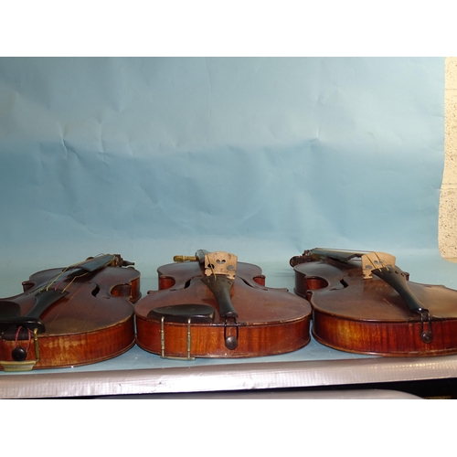 760 - A full-size violin labelled Antonius Stradivarius, with two-piece back and replacement tuning pegs, ... 