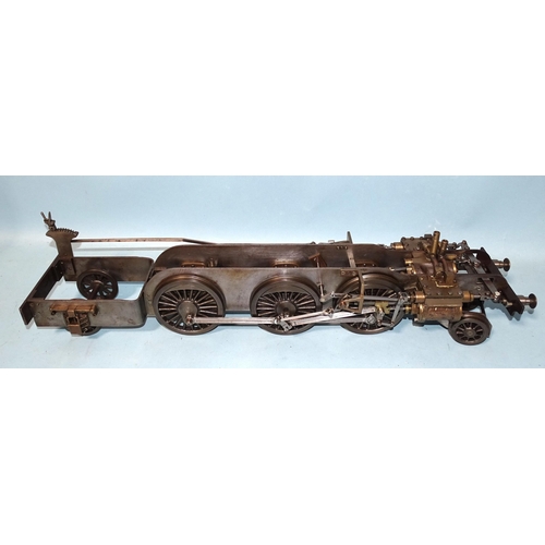 614 - A 2½'' gauge 2-6-2 locomotive chassis, with gear lever, pistons and buffers, 61cm long.... 