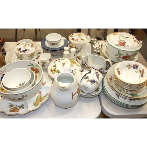 111 - Approximately sixty pieces of Royal Worcester 'Evesham' tableware.