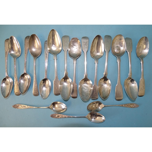 344 - A collection of Georgian and later teaspoons, various dates and makers, ___7.5oz.