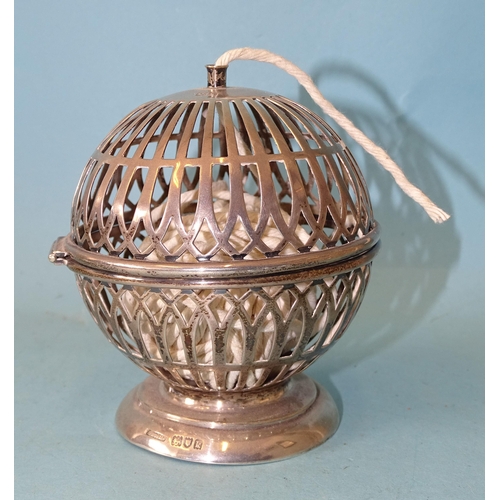 348 - A silver string box of pierced spherical form, makers Thomas Eady & Co. Ltd, London 1905, ___3.3... 