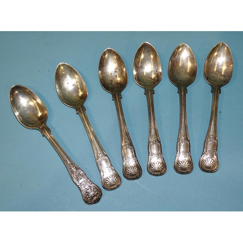 354 - A set of six Irish silver queens pattern teaspoons by RW Smith, Dublin 1836 and another, London 1824... 