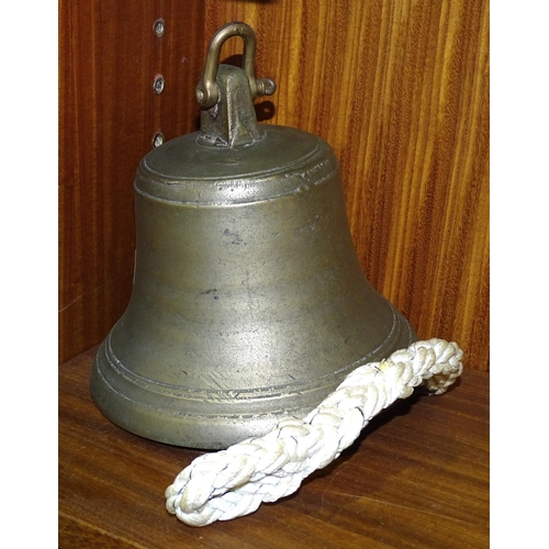 101 - A ship's bronze bell, 16.5cm high, 17.5cm diameter.