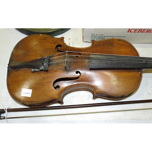 143 - A full-size violin (a/f), with one-piece back and bow, (no case).