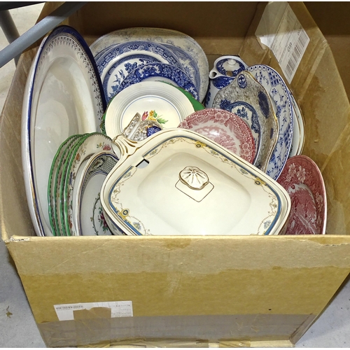 206 - A Copeland Spode 'Italian' blue and white bowl, 24cm diameter, four similar plates, 26cm diameter, S... 