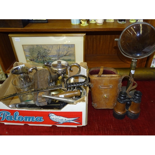 81 - A late 19th/early 20th century swivel adjustable magnifying glass with convex lens, on brass column ... 