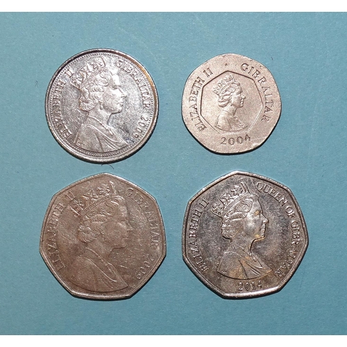 114 - A USA 1859 one-cent, a quantity of 1960/70/80/90's quarter-dollars (73), a George VI 1938 South Afri... 