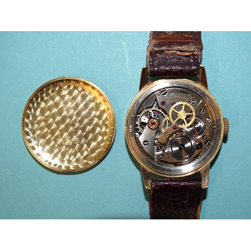 694 - A gentleman's 14ct gold-cased Tissot wristwatch, the silvered dial with applied Arabic and dart nume... 