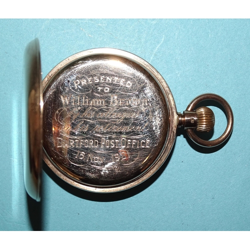 722 - An early-20th century 9ct gold-cased open-face keyless pocket watch, the white enamel dial with Roma... 