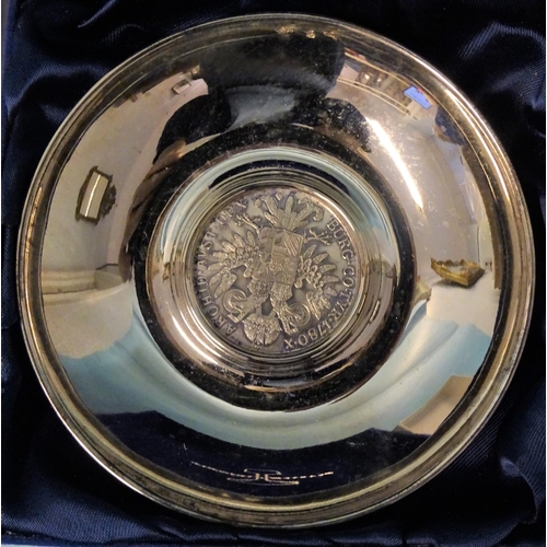 766 - An 800-silver dish inset 1780 Marie Theresa thaler, ___3oz, (boxed), a silver bracelet, two silver P... 