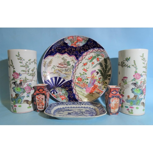 353 - A pair of Chinese famille rose cylindrical vases, a large Imari charger, a small pair of Imari vases... 