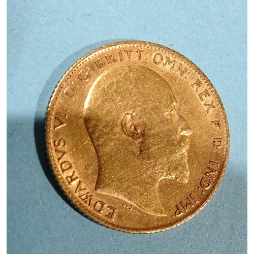 363 - An Edward VII half-sovereign.