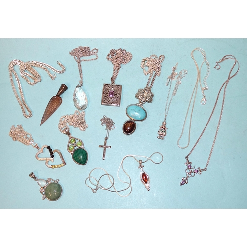 191 - A quantity of silver jewellery, some stone-set, gross weight 309g, (approximately).