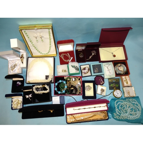 197 - Three silver necklaces and a quantity of modern costume jewellery, mainly boxed, including a hologra... 