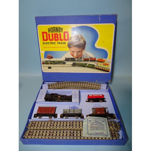 242 - Hornby Dublo, EDG17 0-6-2 Tank Goods Train Set, comprising 0-6-2 BR tank locomotive RN69567, with Va... 