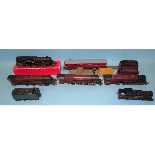 257 - Hornby Dublo, EDL18 BR 2-6-0 Standard Tank locomotive RN 80054, three EDL2 Duchess Class 4-6-2 locom... 