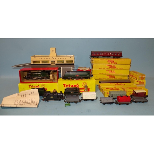 264 - Triang Railways, TT gauge, T91 4-6-0 Castle Class locomotive Windsor Castle RN4082, (boxed, with bot... 