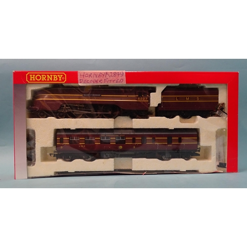 267 - Hornby OO gauge, R2659 Princess Coronation Class 4-6-2 LMS locomotive and tender 