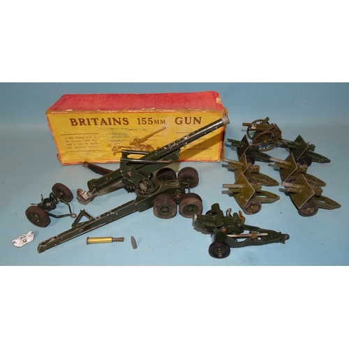 336 - Britains, Set 2064, 155mm gun, (a/f), with one shell/shell case, (boxed), six 25-pounder Gun Howitze... 