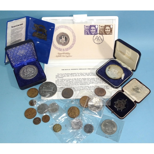 170 - A Nordon Art Company silver 1974 Churchill Centenary medal no.0025, cased, (no certificate of authen... 