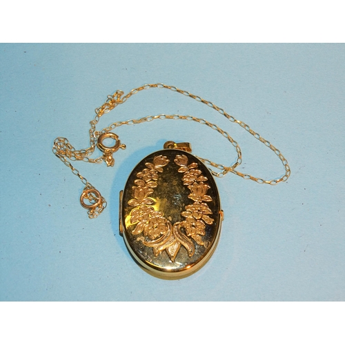 227 - A modern 9ct gold locket pendant on chain, 39cm long, gross weight 7.8g.