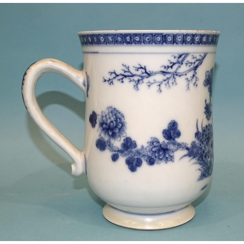 104 - Chinese 18th century, a large soft paste baluster shape blue and white tankard, 15cm high, (slight r... 