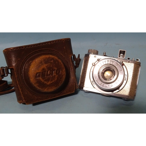 236 - A silver Gelto DIII Viewfinder camera with Grimmel f3.5 5cm lens, (shutter working), with leather ca... 