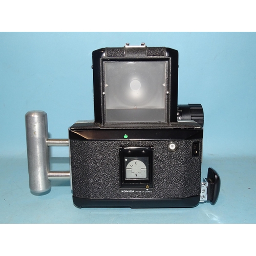 241 - A Konica Koni-Omegaflex M TLR camera, serial no.70207Y, with Konica Hexanon f3.5 90mm lenses and spa... 