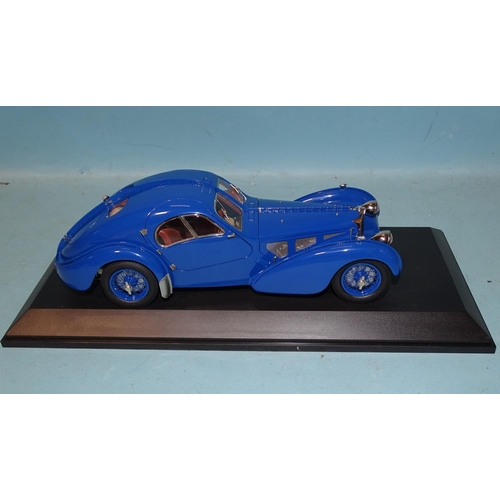 102 - CMC Models, 1/18 scale Bugatti Typ57SC Atlantic Coupe 1938, no.1898, (with plastic display case and ... 