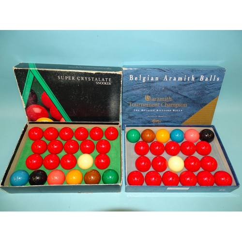 525 - A boxed set of Belgian Aramith Tournament Champion Snooker Balls and a boxed set of Super Crystalate... 