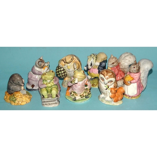 122 - A collection of eighteen Beswick Beatrix Potter figures, including 'Foxy Whiskered Gentleman', 'Sir ... 