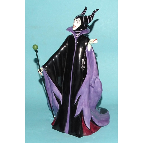 141 - A Royal Doulton figure from Sleeping Beauty 'Maleficent' HN3840 1016/2000, with certificate of authe... 