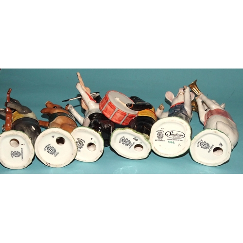 142 - A collection of eleven Royal Doulton/Beswick figures from The Pig Prom: 'John' PP1, 'Matthew' PP2, '... 